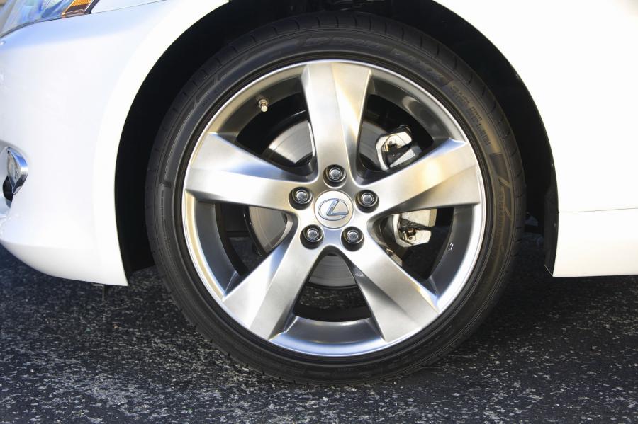  Lexus IS250C 2008 года  (фото 42 из 113)